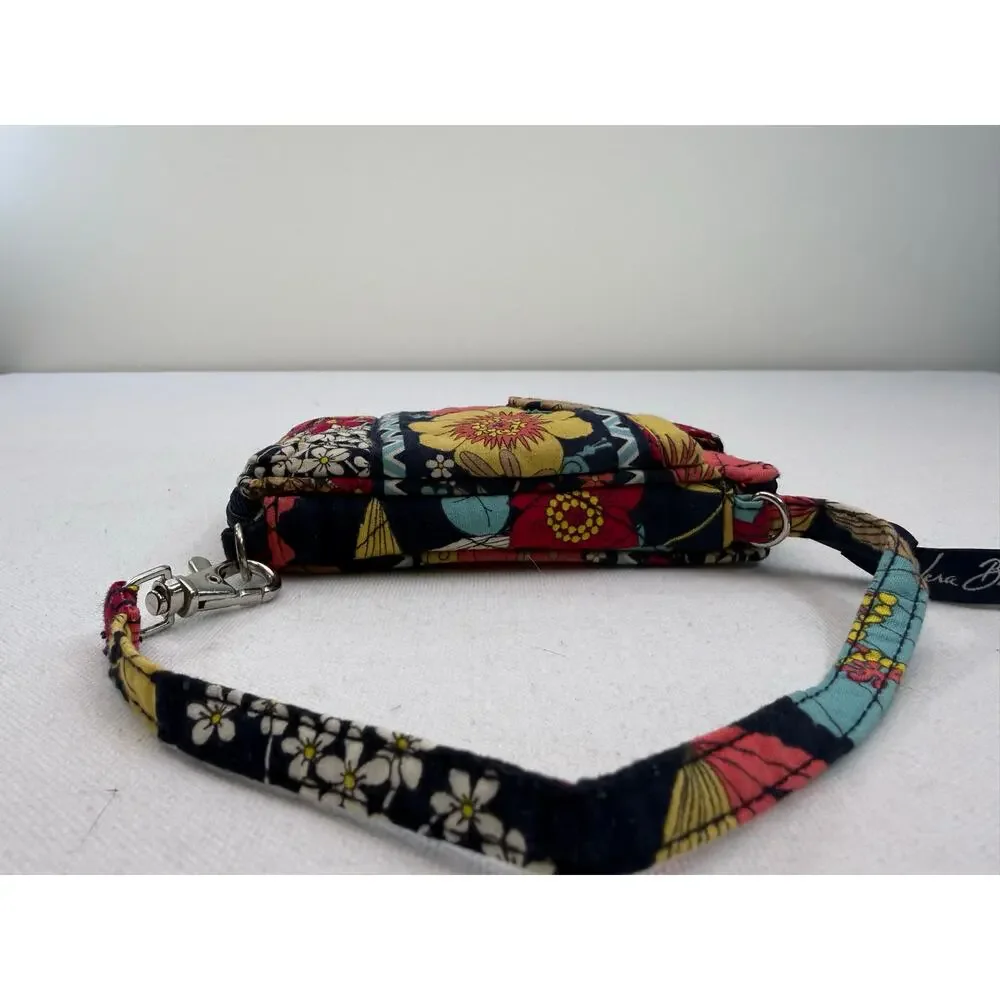Vera Bradley Happy Snails All In One Wristlet Wallet - Picture 7 of 8